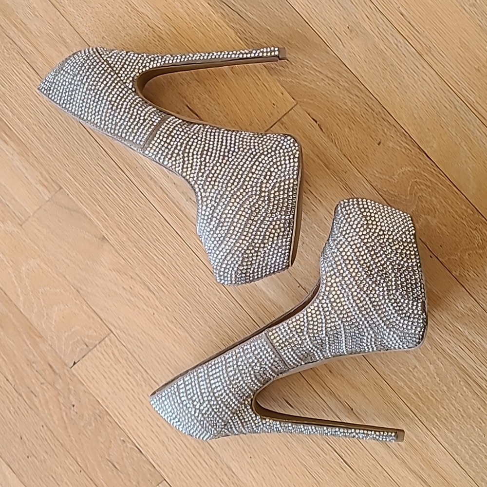 Steve Madden Sequined Pumps